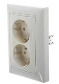 Розетка "Legrand" Valena белая 2М с/з 774400 без рамки 