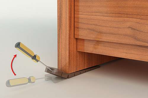 Клин для выравнивания мебели..